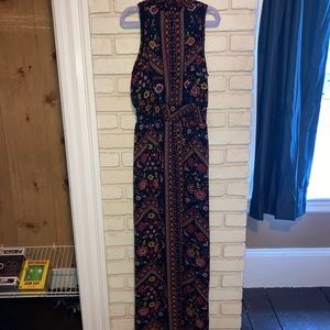 High neck sleeveless print dress